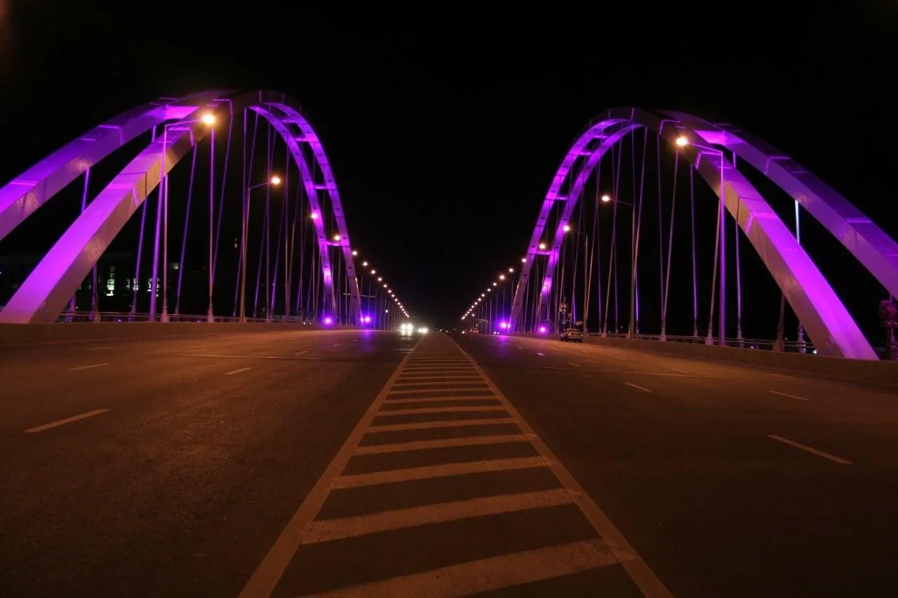 Astana Ishim Nehri Köprüsü ve Yaklaşım Viyadükleri